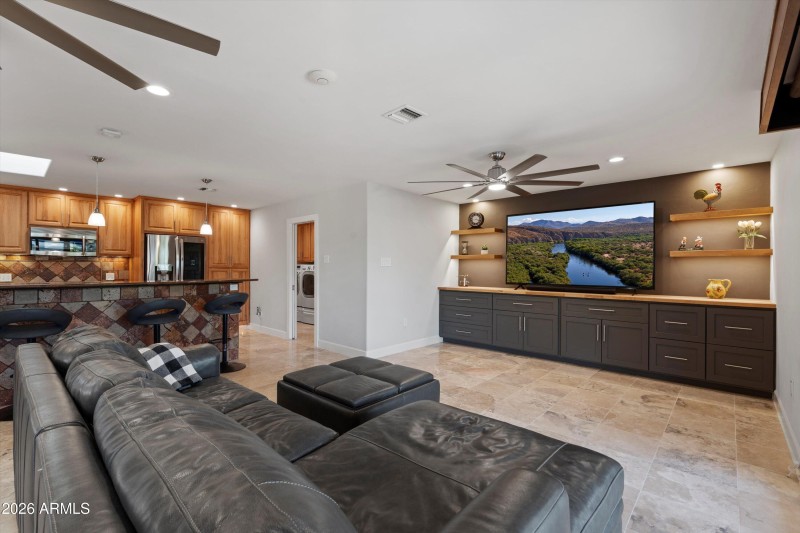 18-Living to Kitchen