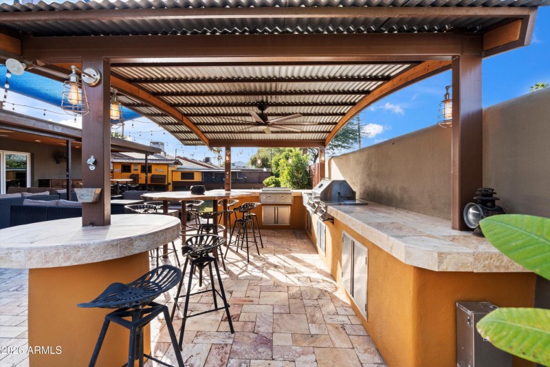 54-Outdoor Kitchen