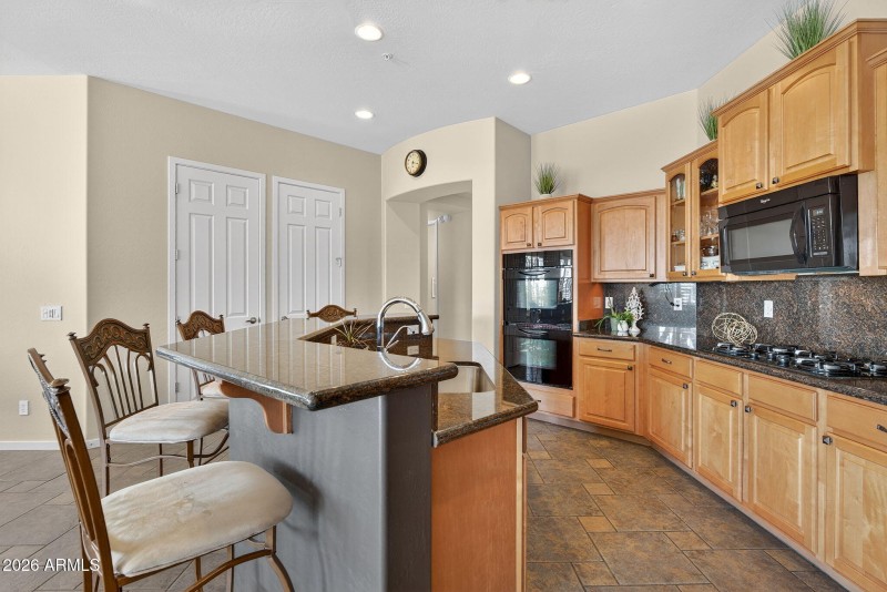 13-web-or-mls-63E Geronimo Rd