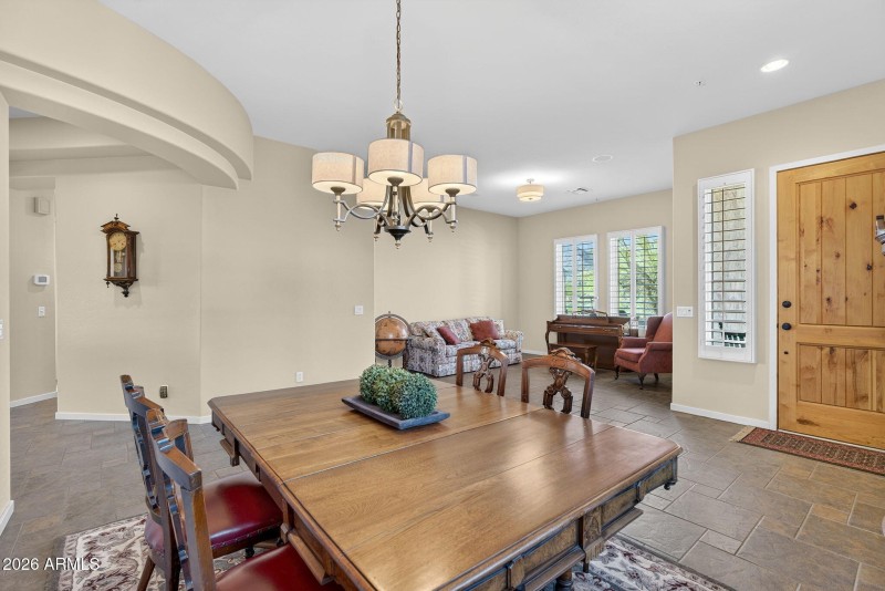 22-web-or-mls-76E Geronimo Rd