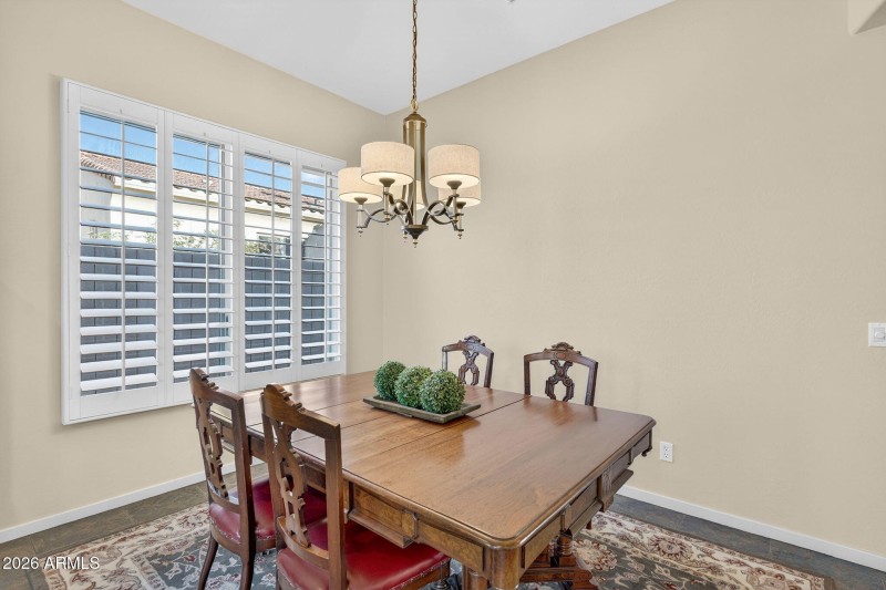 23-web-or-mls-75E Geronimo Rd