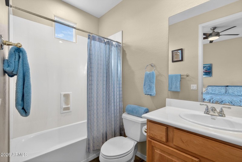 39-web-or-mls-42E Geronimo Rd