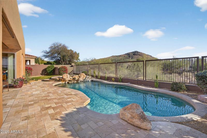 56-web-or-mls-79E Geronimo Rd