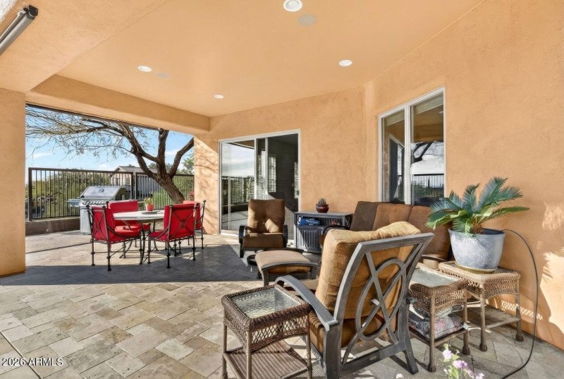 60-web-or-mls-82E Geronimo Rd