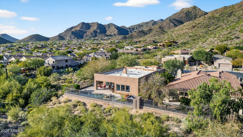 77-web-or-mls-17E Geronimo Rd