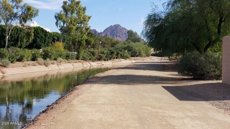 Canal Path just up 32nd St