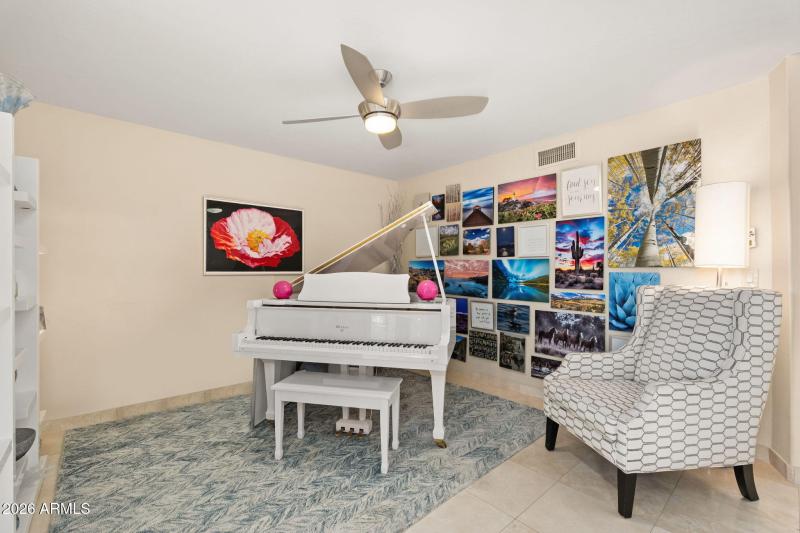 bonus/ formal dining