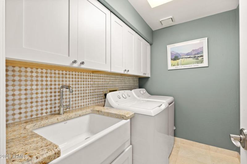 1st floor laundry room