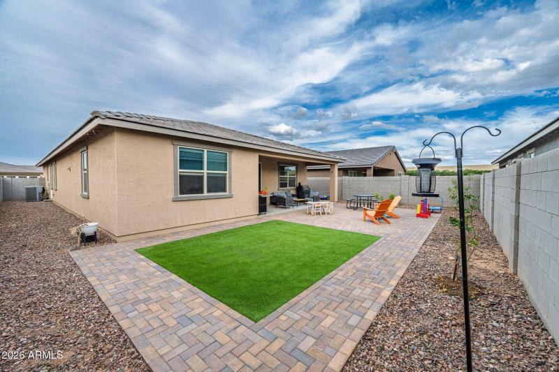 6-web-or-mls-35175 W Marin Ave-6