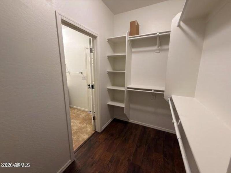 20251017232410789997000000-o