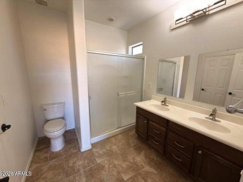 20251017232430104533000000-o