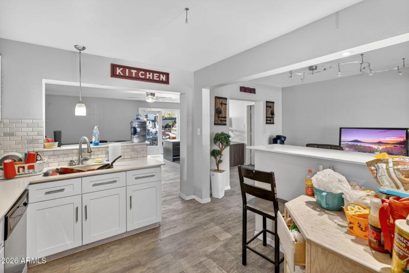 18-web-or-mls-19-W Flower St