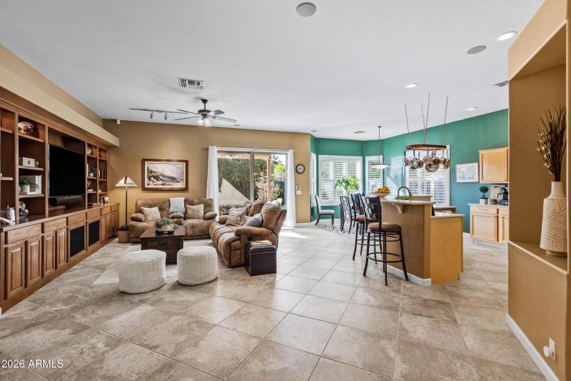 Grand & Open Floorplan