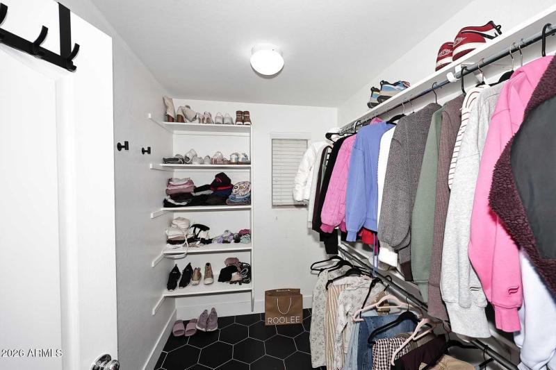 Primary Bedroom-Closet2