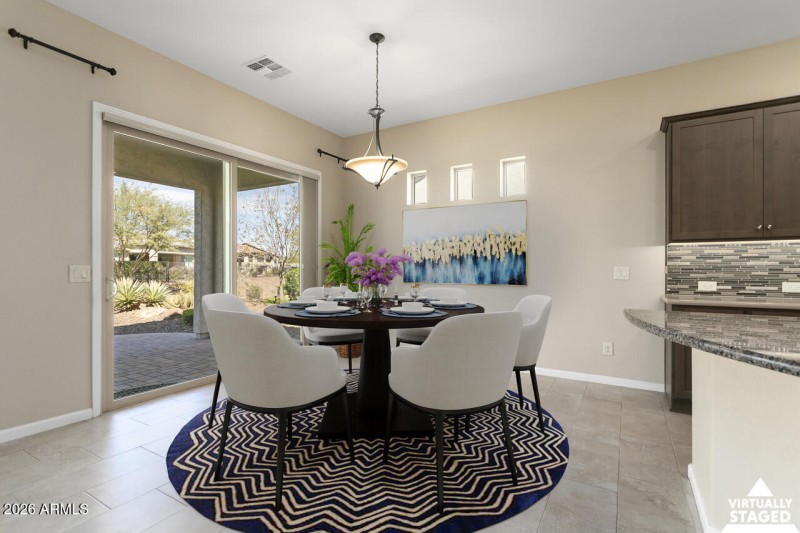 Dining area oprn to back yard