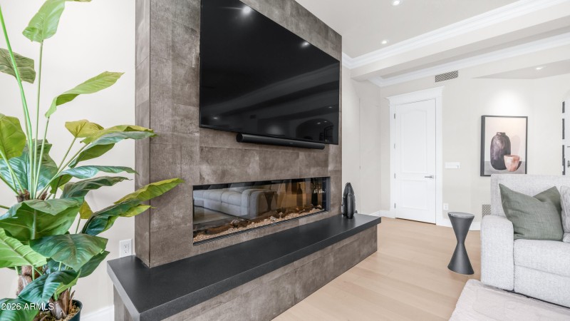 12240 S Honah Lee Ct Interior Photos-17