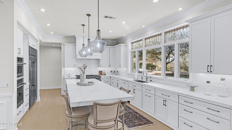 Amazing Views Island Bar