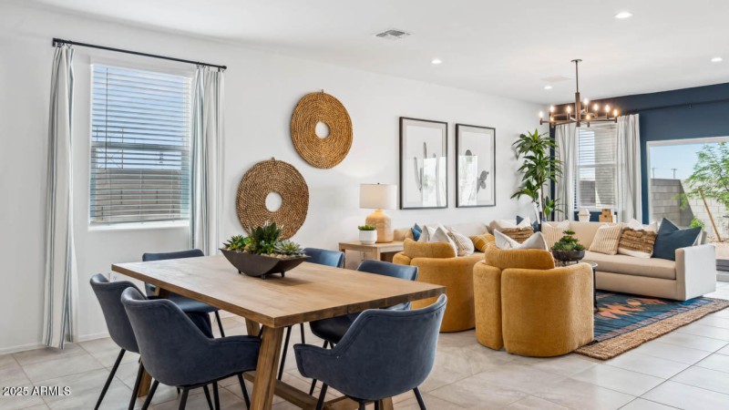 Photo is of model. Packages may vary.