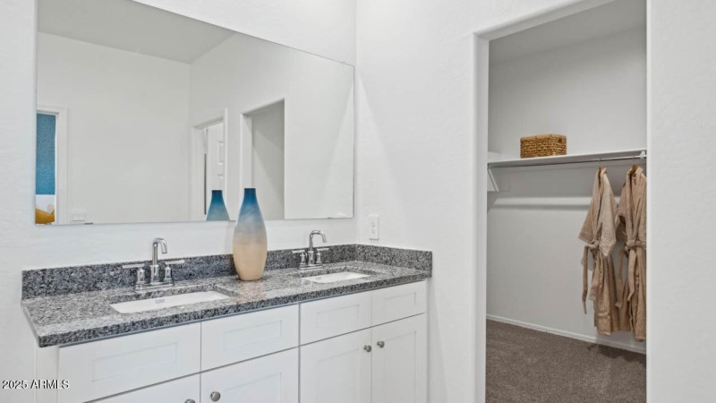 Photo is of model. Packages may vary.