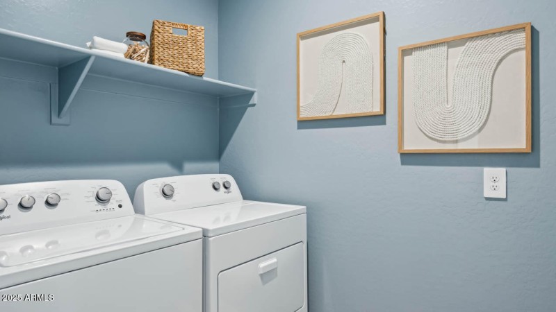 Photo is of model. Packages may vary.