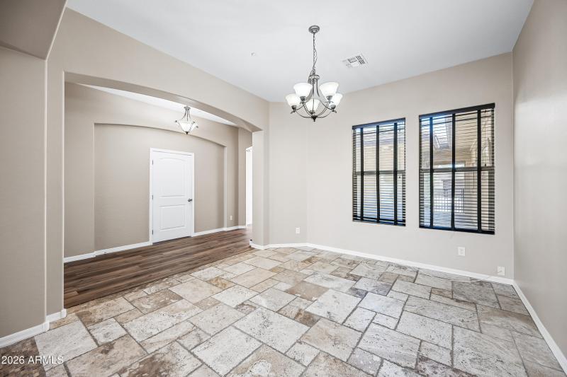 22-2396N156D-ocupix-