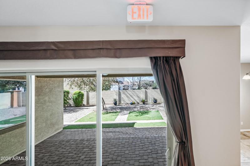 25-2396N156D-ocupix-