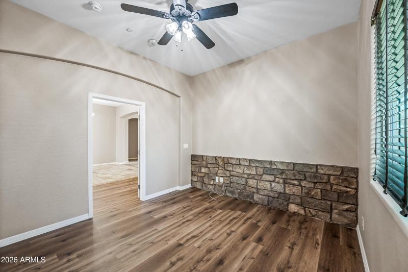 39-2396N156D-ocupix-