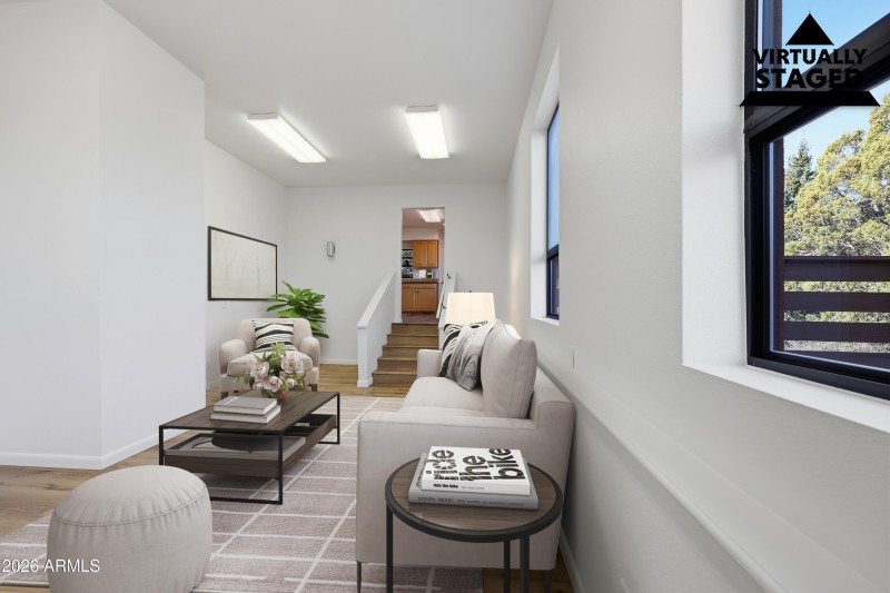 040_(Living Room)ListerPros_VS 1