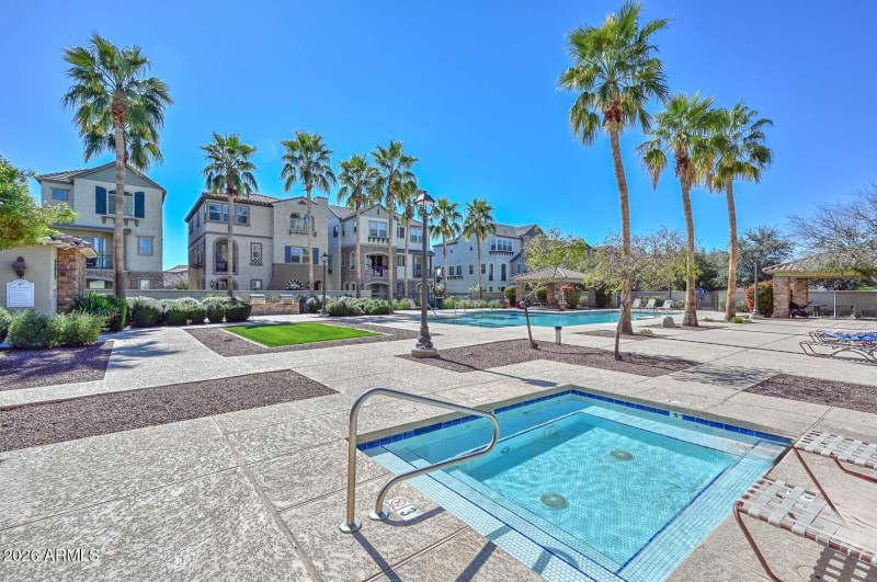 Community Main Pool-Spa