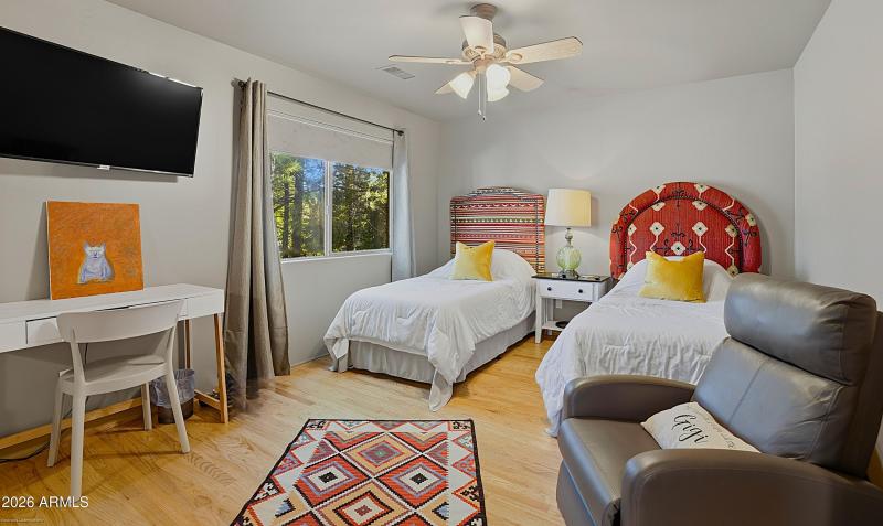 Guest quarter bedroom