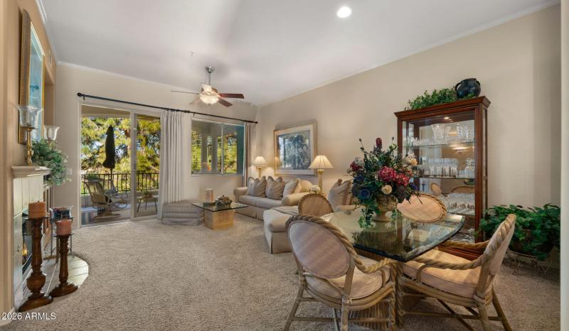 17-web-or-mls-Living Space3