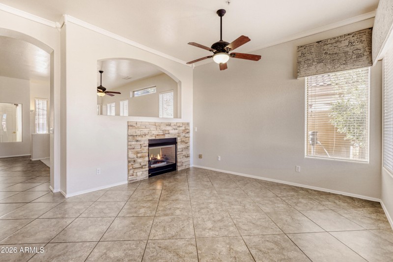 14409 Century Dr - MLS Sized - 008 - 08