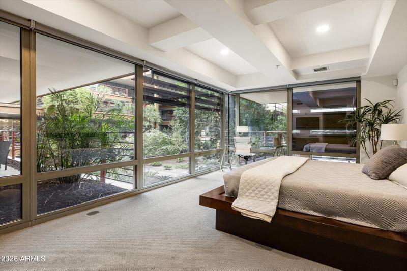 16-7157 E Rancho Vista #2012_16