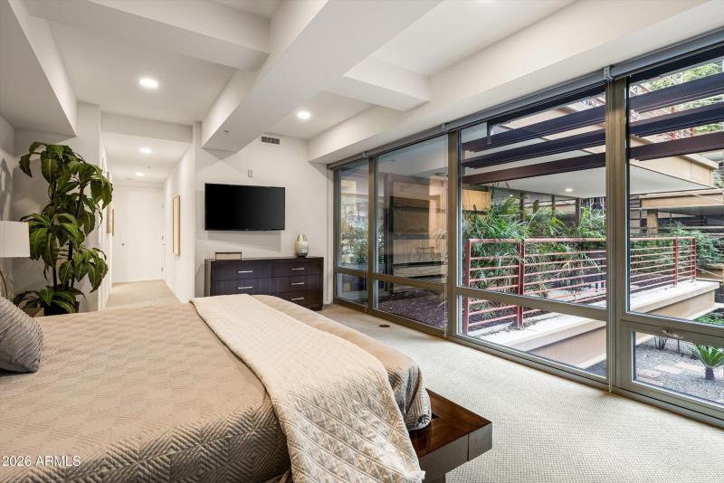 17-7157 E Rancho Vista #2012_17