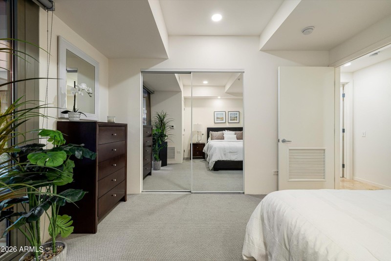 21-7157 E Rancho Vista #2012_21