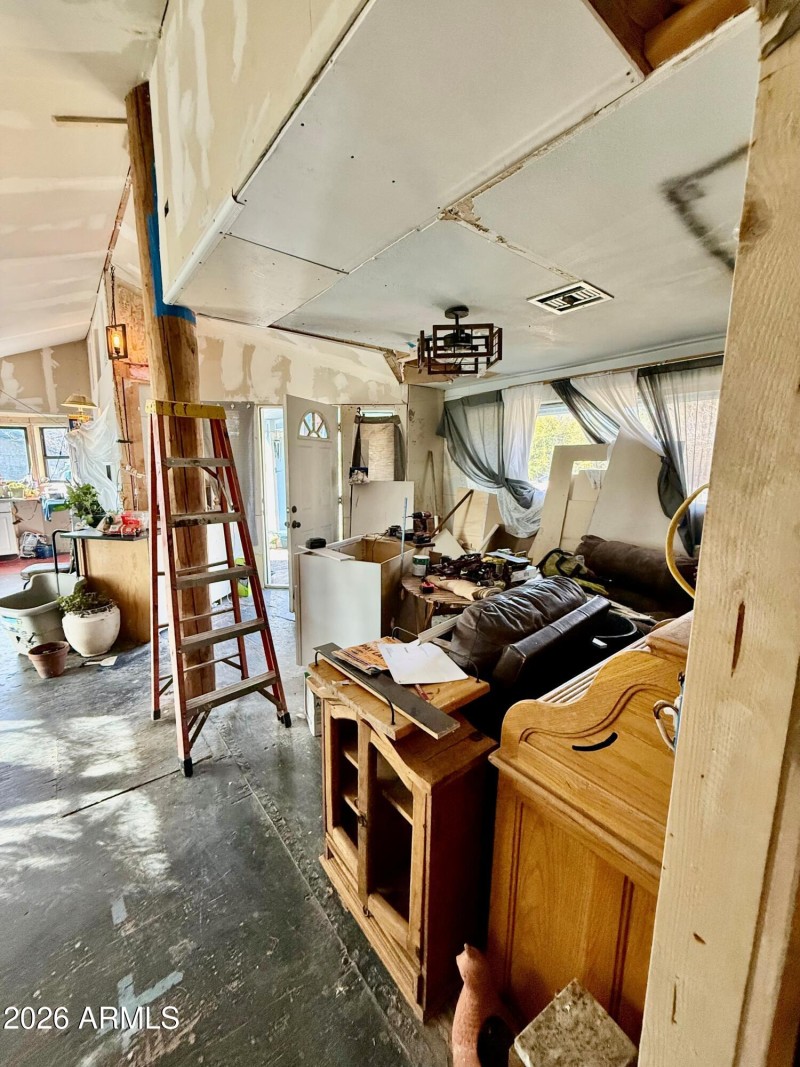 2437 La Grand Living Room