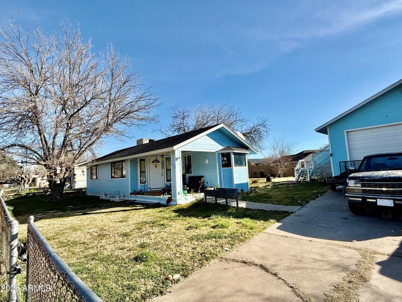 2437 La Grand Side 2