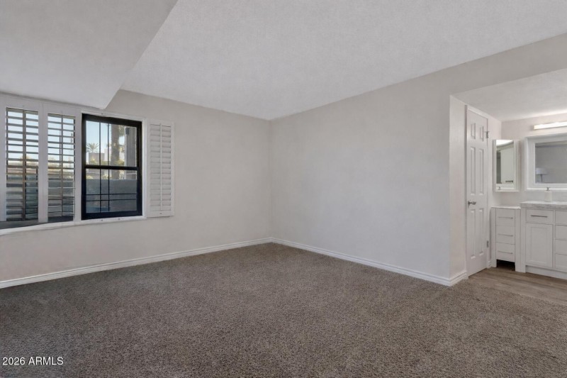 240ECD85-44C9-451B-B282-967289DC4A24