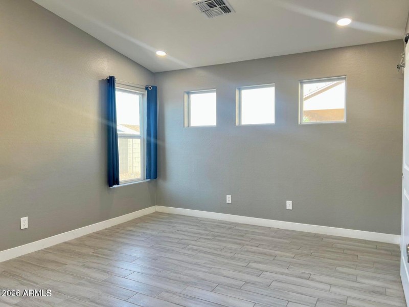 20250914060049365262000000-o