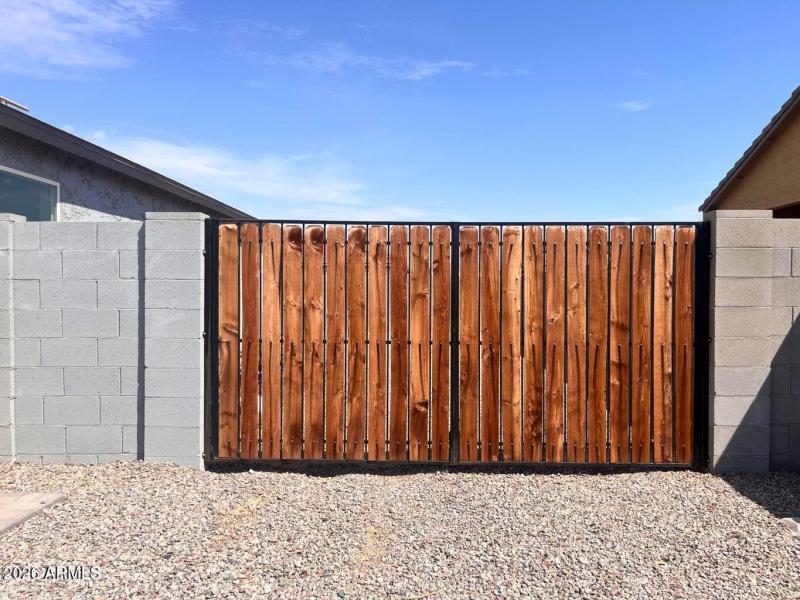 20250914062300519963000000-o