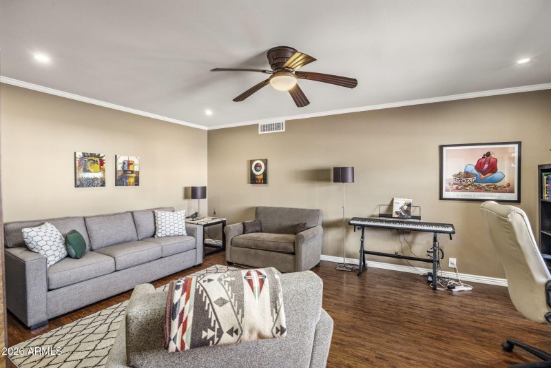 26-web-or-mls-D46A2338