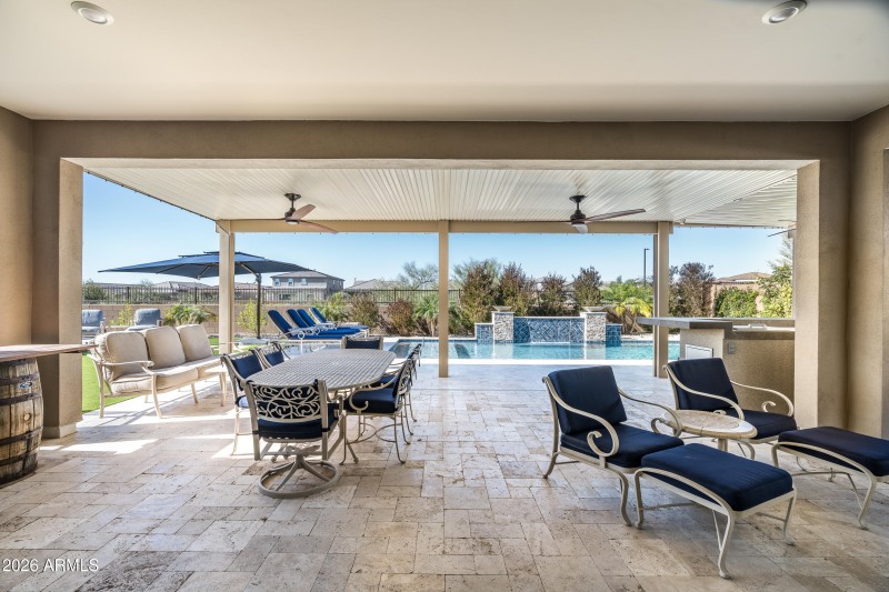 Spacious Covered Patio