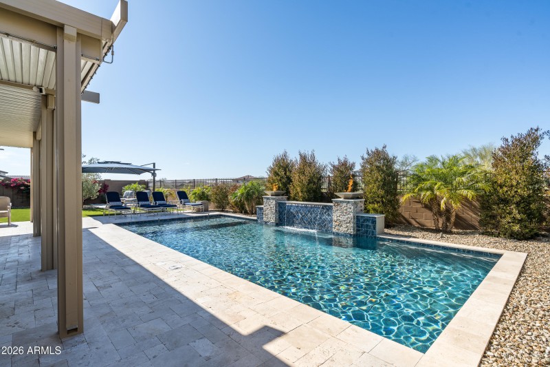 Pool with Fountain w Firepits