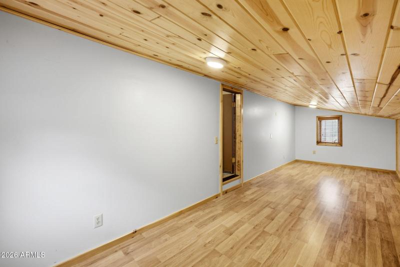 1041WhiteTailDr-ShowLow-AZ-21