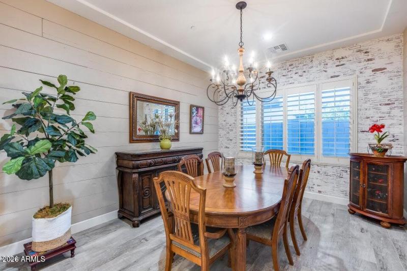 20251221160453873046000000-o