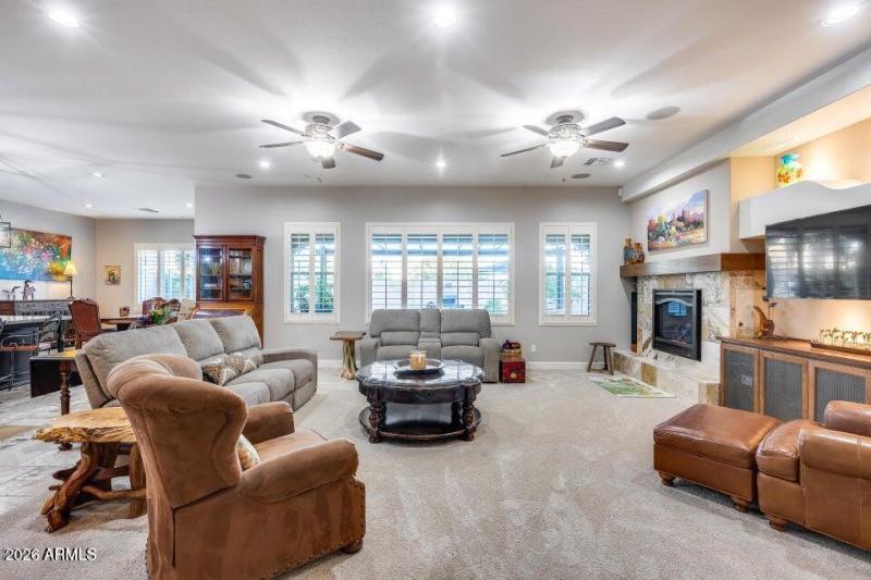 20251221160454233287000000-o