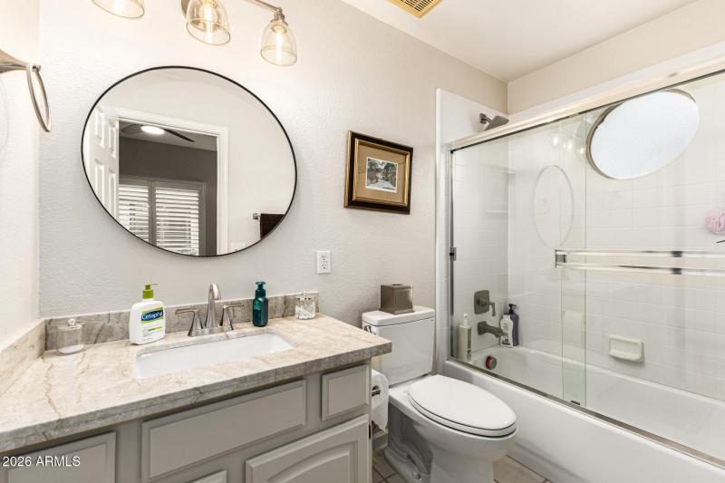 Guest suite bathroom