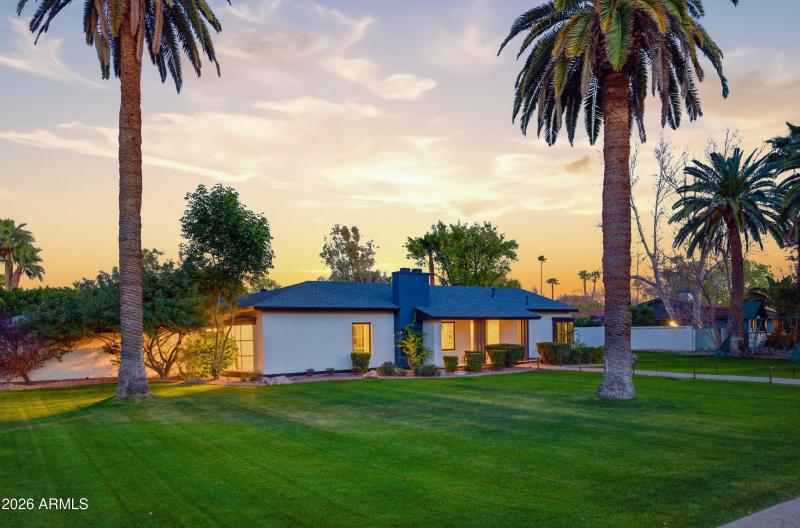 2939 n manor dr w-71