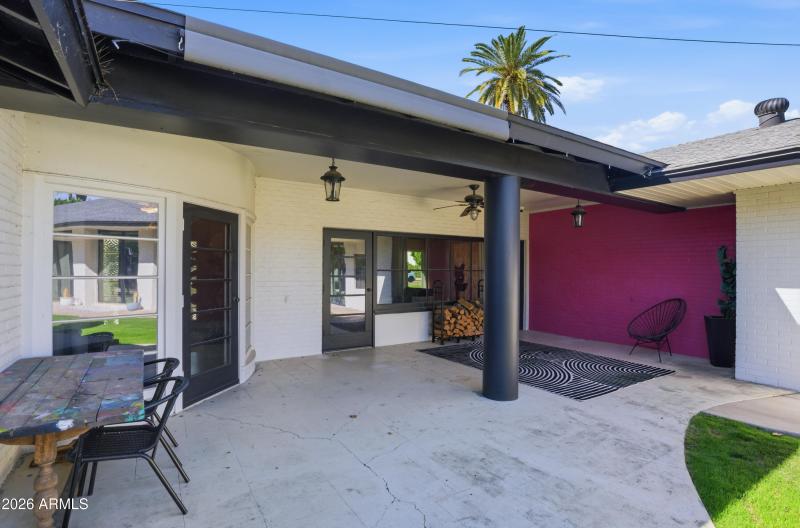 2939 n manor dr w-60