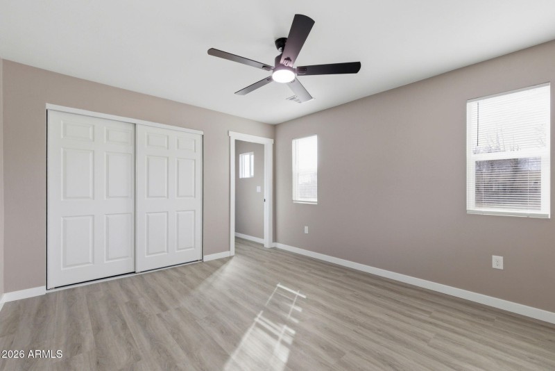 9-Primary Bedroom (1)